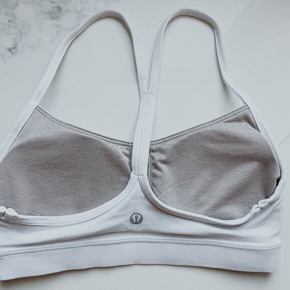 NWOT Lululemon Flow Y Sports Bra Size 6 - Picture 3 of 3